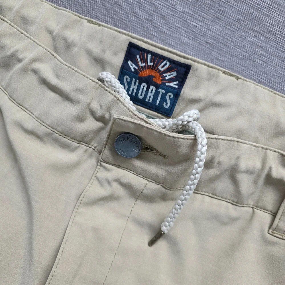 Faherty All Day Shorts Mens‎ 40 Khaki Tan Hybrid Stretch Quick Dry 9 Inch Inseam